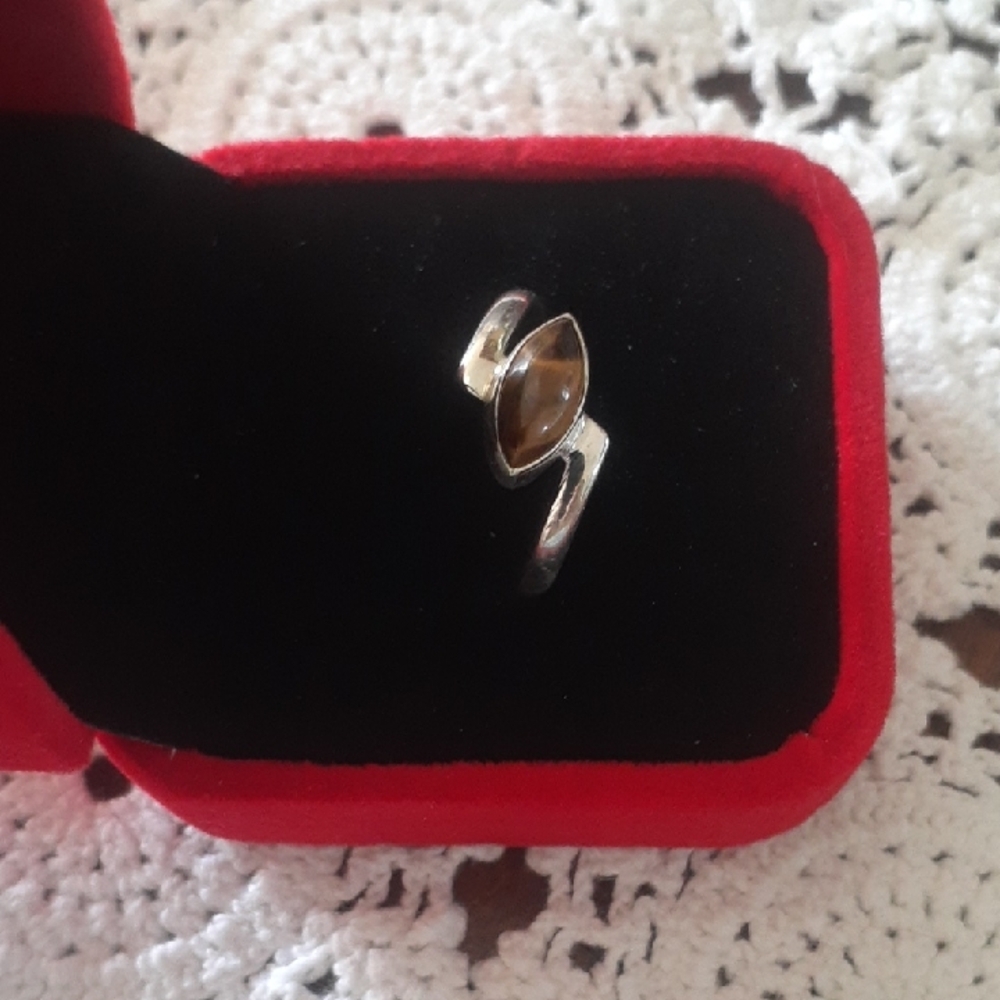 NWT Tiger Eyes,Sterling Silver (1.98g) Womens Ring Size 8.5
